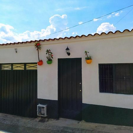 Hospedaje Los Capuchinos ソコロ エクステリア 写真