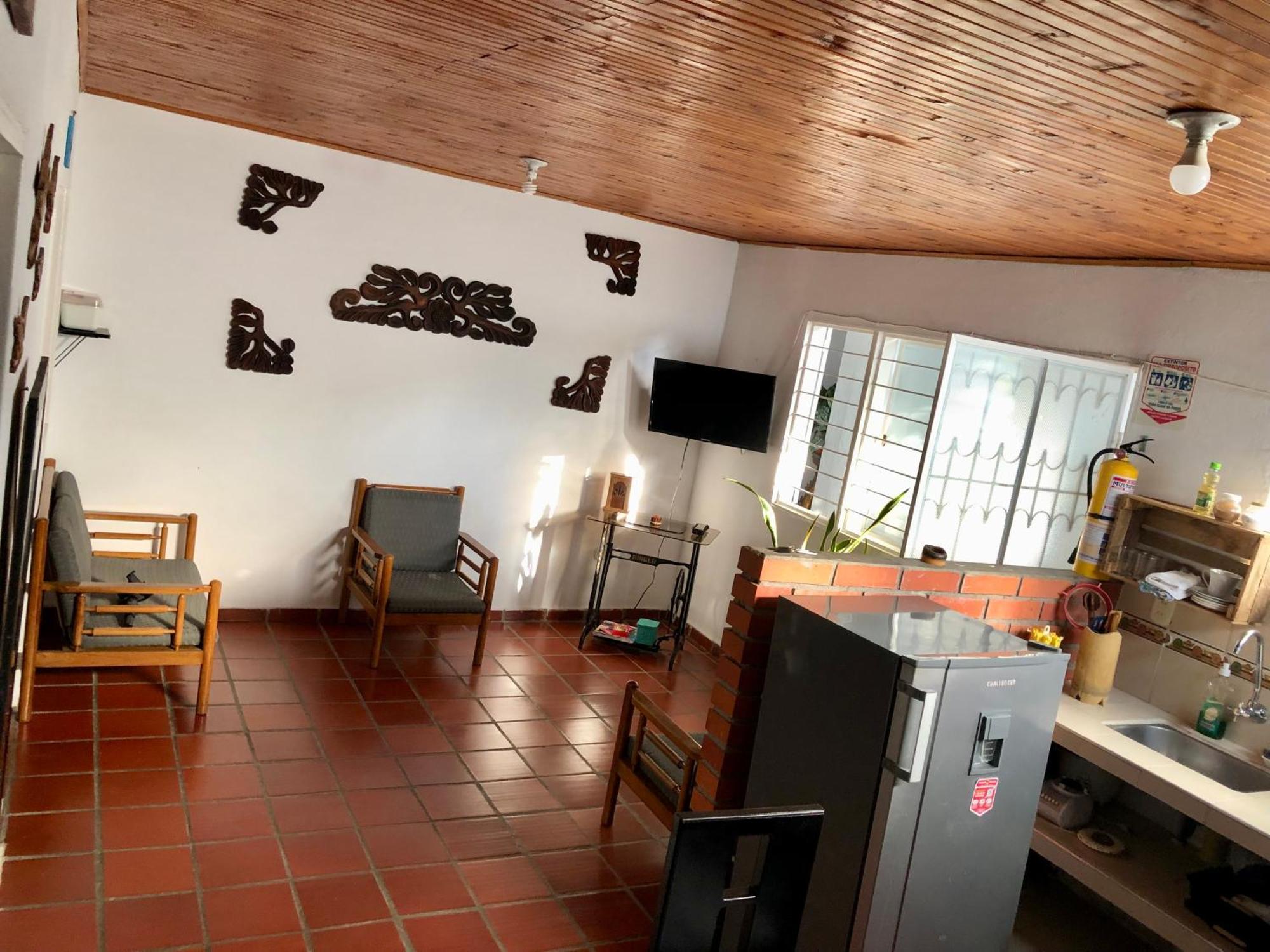 Hospedaje Los Capuchinos ソコロ エクステリア 写真