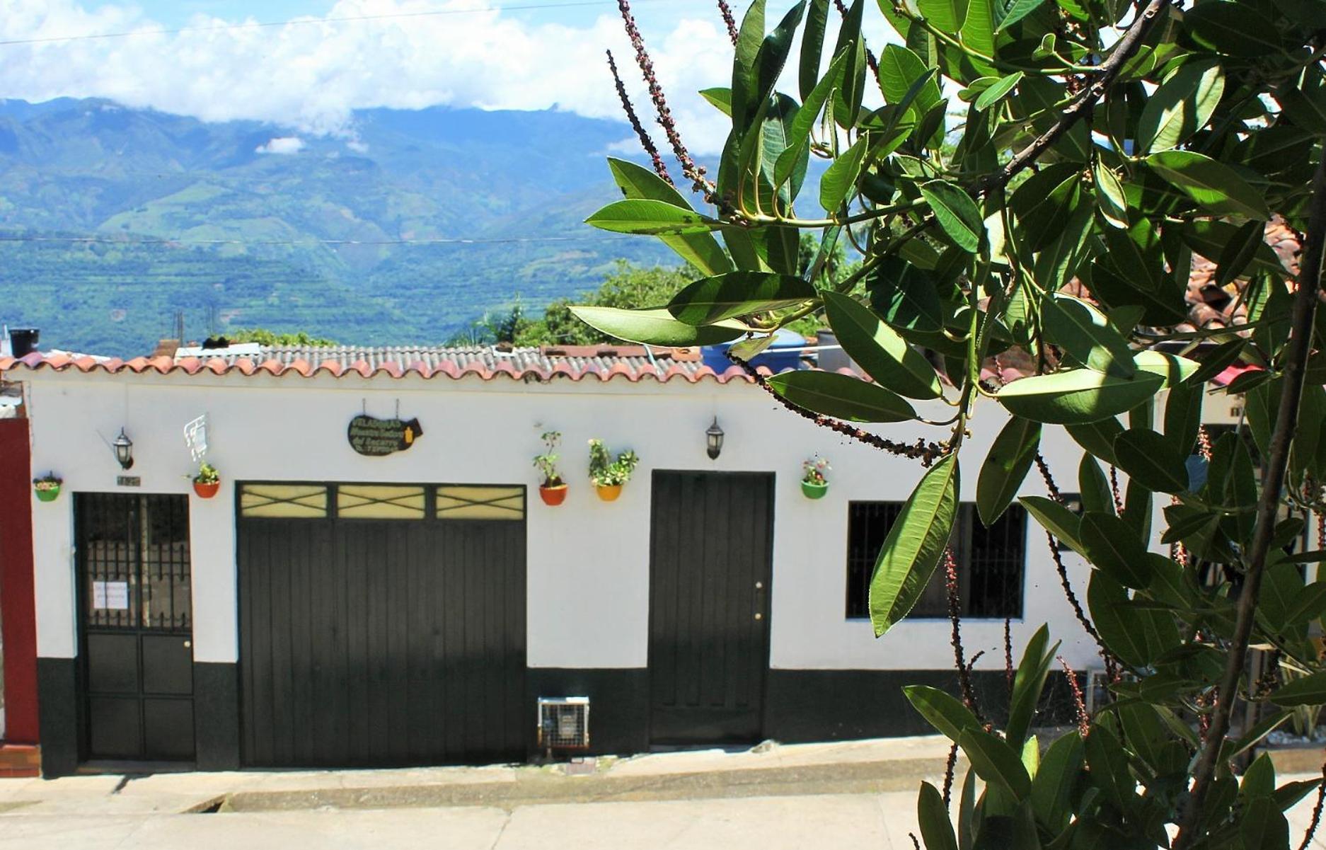 Hospedaje Los Capuchinos ソコロ エクステリア 写真